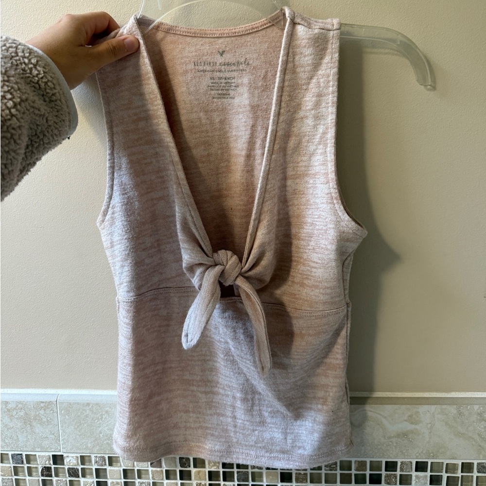 Light pink American Eagle tank top